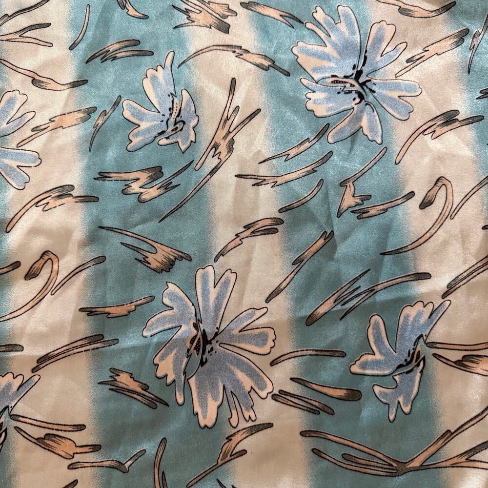 Vintage Up2Date Fashion Blue Floral Satin Kaftan Muumuu One Size - Picture 8 of 9